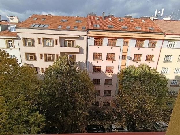 Prodej bytu 2+kk, Praha - Žižkov, Žerotínova, 42 m2