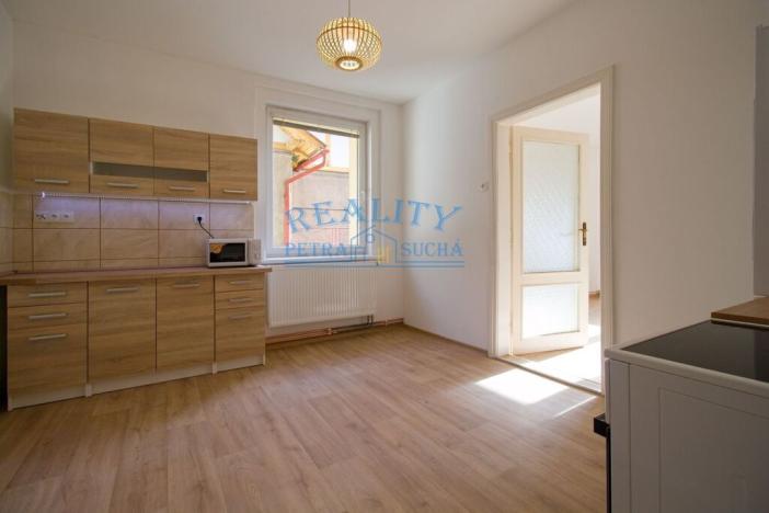 Pronájem bytu 2+1, Ústí nad Labem - Neštěmice, Železná, 63 m2