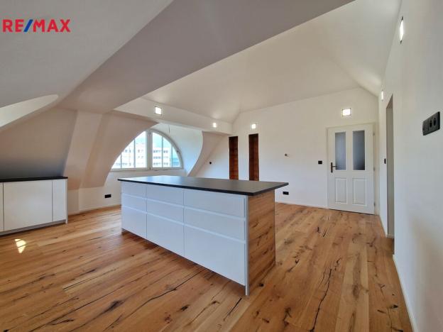 Pronájem bytu 3+kk, Praha - Braník, Branická, 110 m2