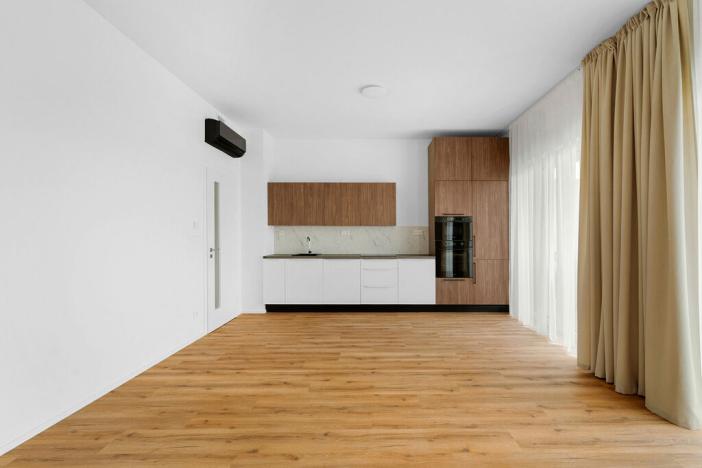 Pronájem bytu 2+kk, Brno - Komárov, Komárovská, 56 m2