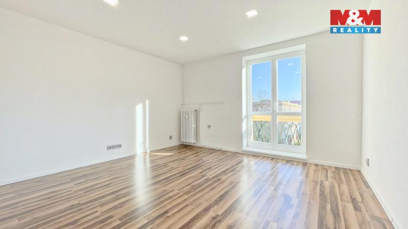 Pronájem bytu 1+1, Ostrava - Poruba, Čs. exilu, 38 m2