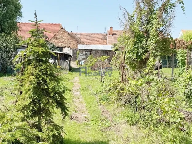 Prodej pozemku pro bydlení, Pouzdřany, Hlavní, 902 m2