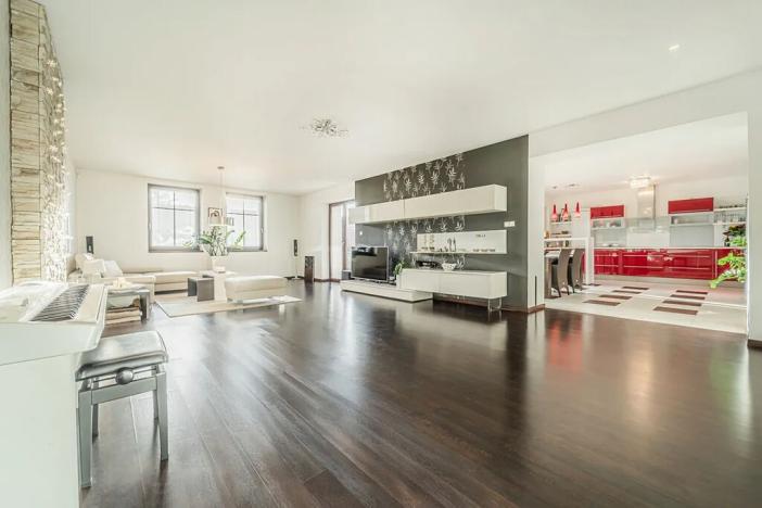 Prodej vícegeneračního domu, Praha - Dolní Počernice, Bakurinova, 395 m2