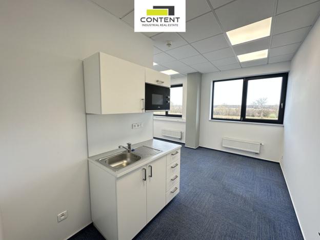 Pronájem skladu, Zápy, Královická, 2622 m2