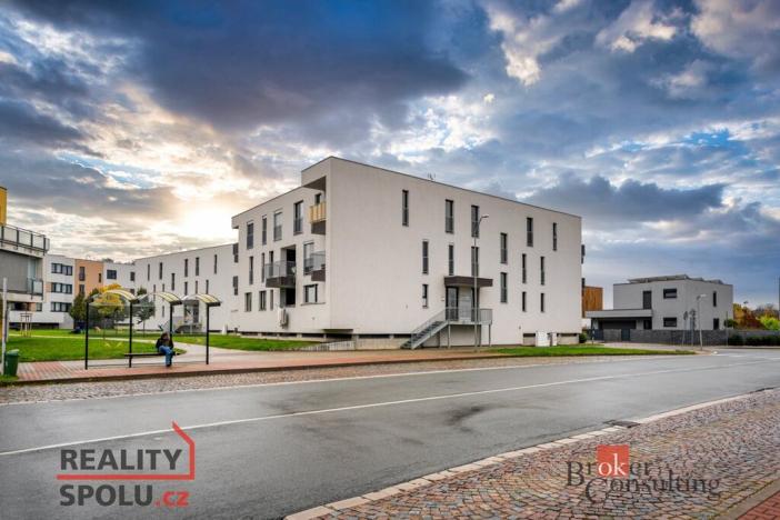 Prodej bytu 2+kk, Hradec Králové - Třebeš, Pod Svahem, 56 m2