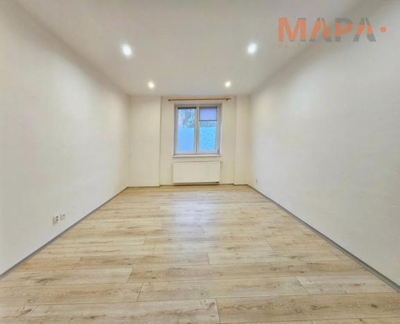 Pronájem bytu 1+1, Chomutov, Kadaňská, 37 m2