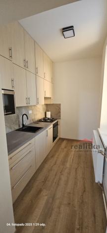 Pronájem bytu 1+1, Opava, U Střelnice, 36 m2