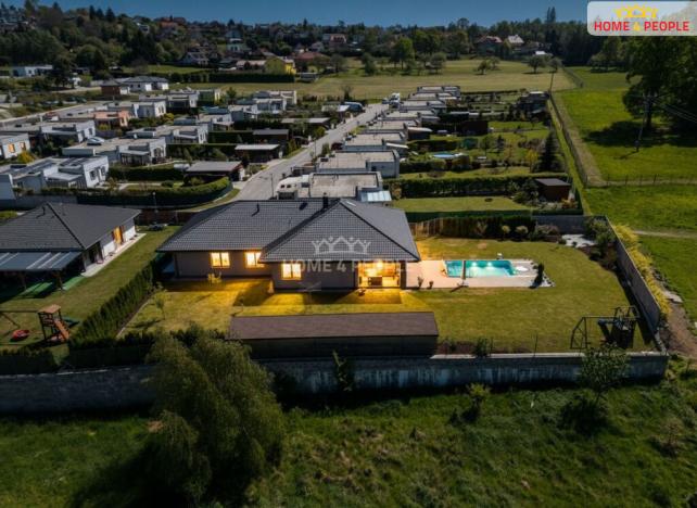 Prodej rodinného domu, Srubec, Slunečná, 230 m2