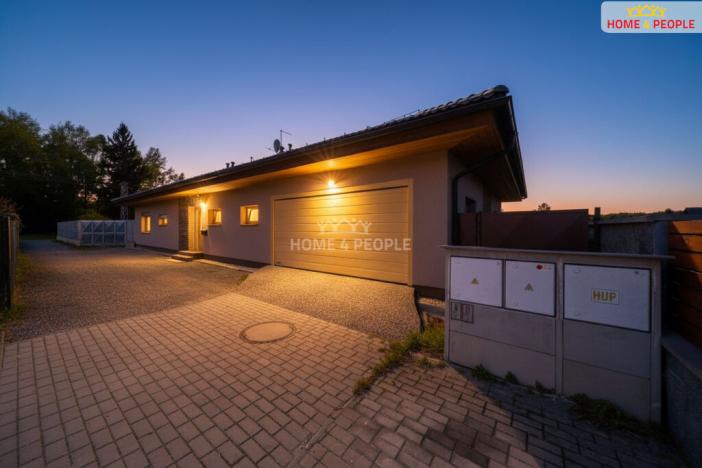 Prodej rodinného domu, Srubec, Slunečná, 230 m2