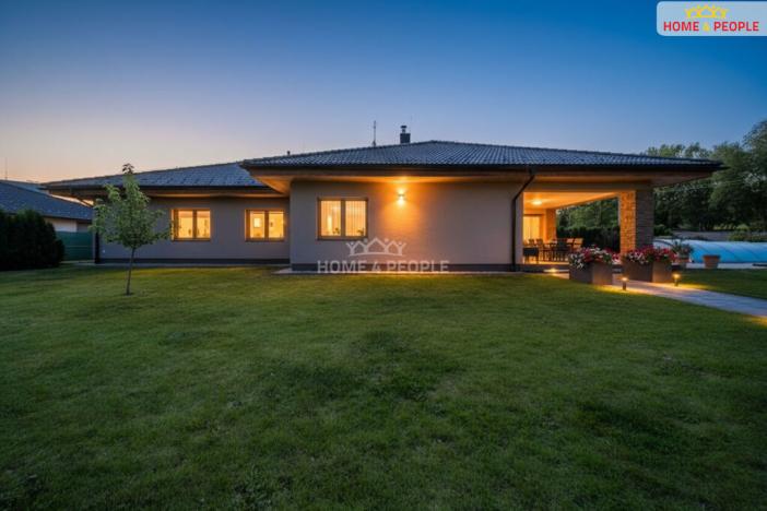 Prodej rodinného domu, Srubec, Slunečná, 230 m2