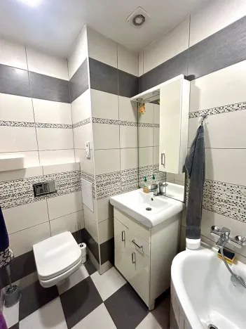 Prodej bytu 3+1, Žatec, Hájkova, 61 m2