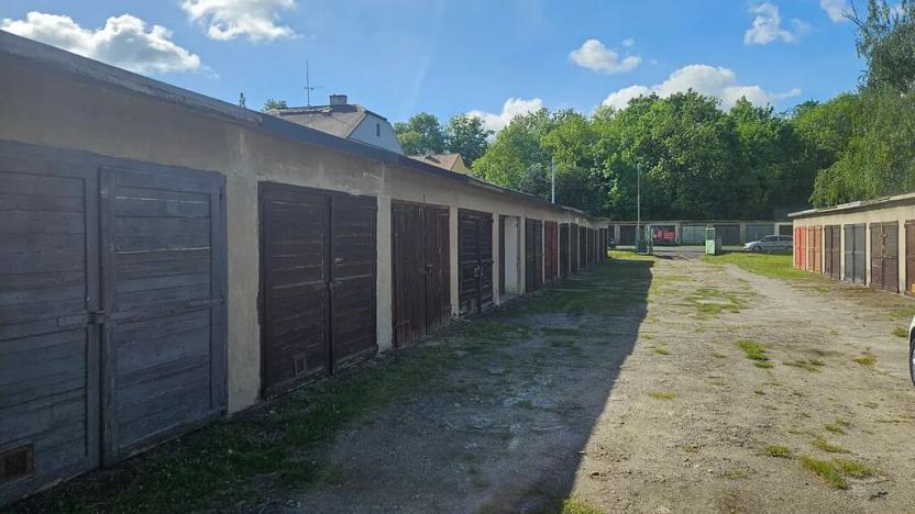Pronájem garáže, Teplice, Jateční, 20 m2