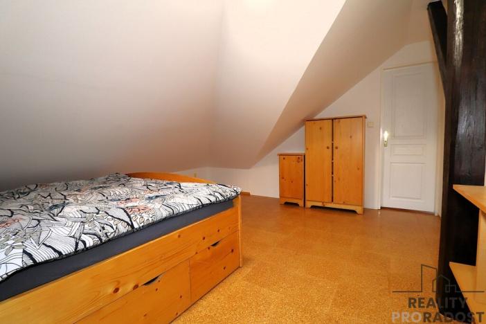 Pronájem bytu 2+kk, Brno, Kluchova, 77 m2