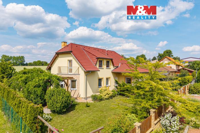 Prodej rodinného domu, Hostomice, Luční, 222 m2