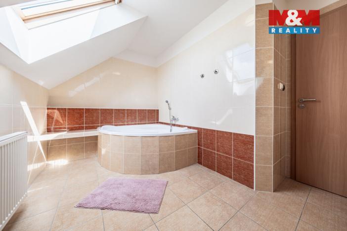 Prodej rodinného domu, Hostomice, Luční, 222 m2