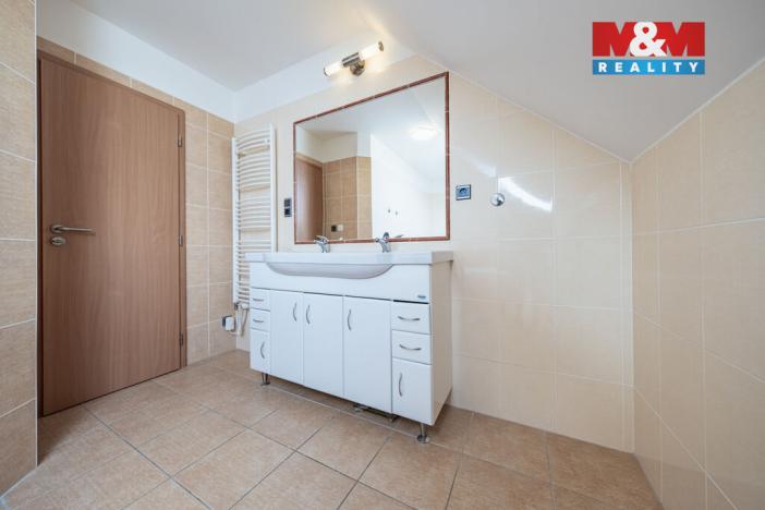 Prodej rodinného domu, Hostomice, Luční, 222 m2