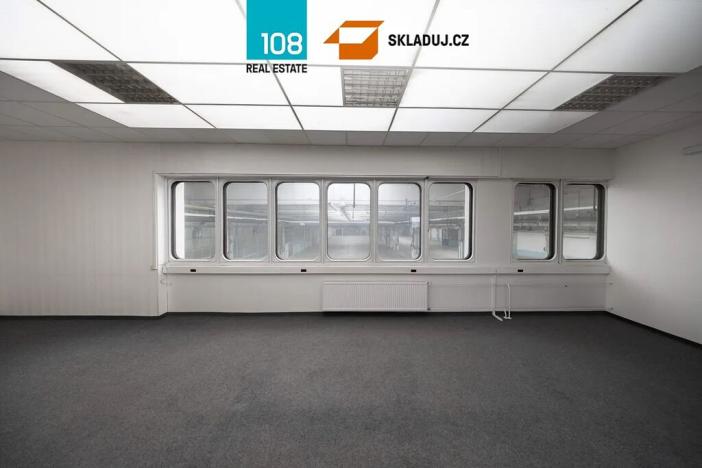 Pronájem skladu, Jihlava, Znojemská, 3500 m2