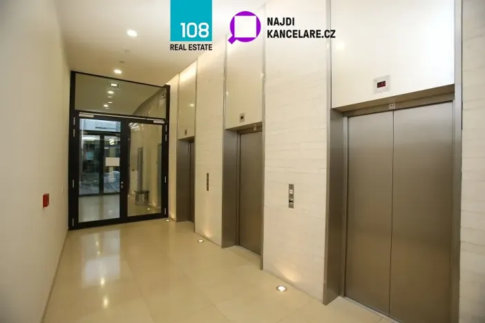 Pronájem kanceláře, Praha - Smíchov, Karla Engliše, 1811 m2