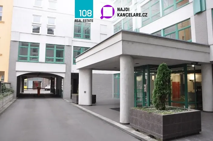 Pronájem kanceláře, Praha - Holešovice, Na Maninách, 3000 m2
