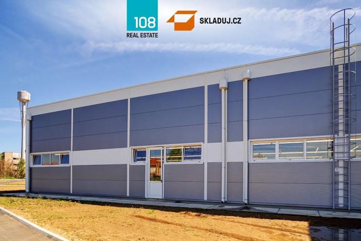 Pronájem skladu, Pelhřimov, 8700 m2