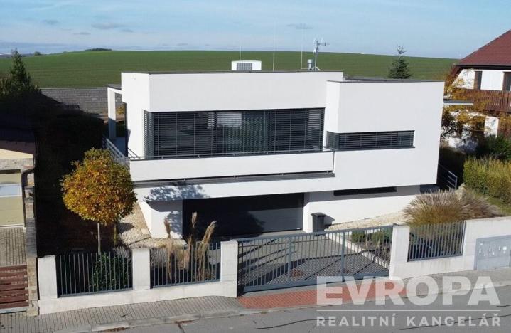 Prodej rodinného domu, Moravany, U Hájku, 197 m2