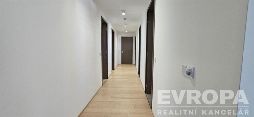 Prodej rodinného domu, Moravany, U Hájku, 197 m2