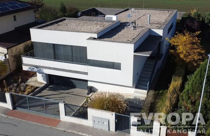 Prodej rodinného domu, Moravany, U Hájku, 197 m2