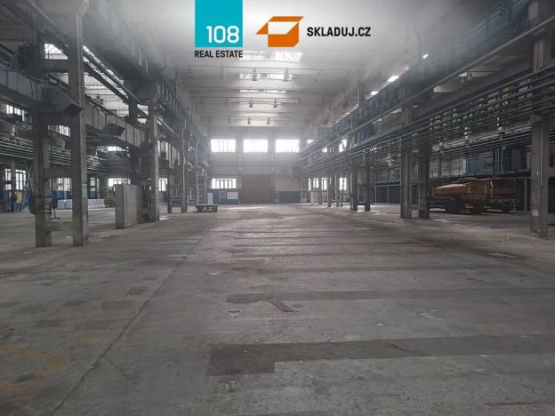 Pronájem skladu, Praha - Smíchov, Křížová, 6000 m2