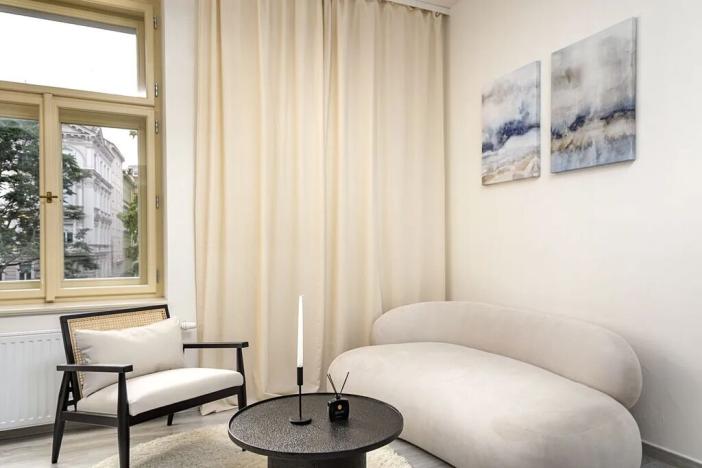 Pronájem bytu 2+kk, Praha - Vršovice, Košická, 36 m2