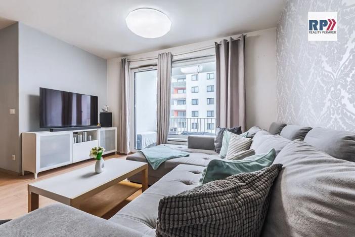 Prodej bytu 3+kk, Praha - Vysočany, Strnadových, 74 m2