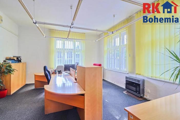 Pronájem kanceláře, Český Brod, Zborovská, 101 m2