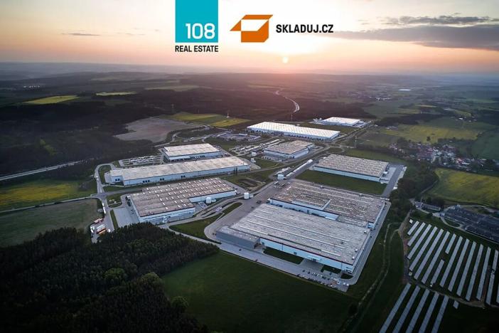Pronájem skladu, Kostelec, 12829 m2