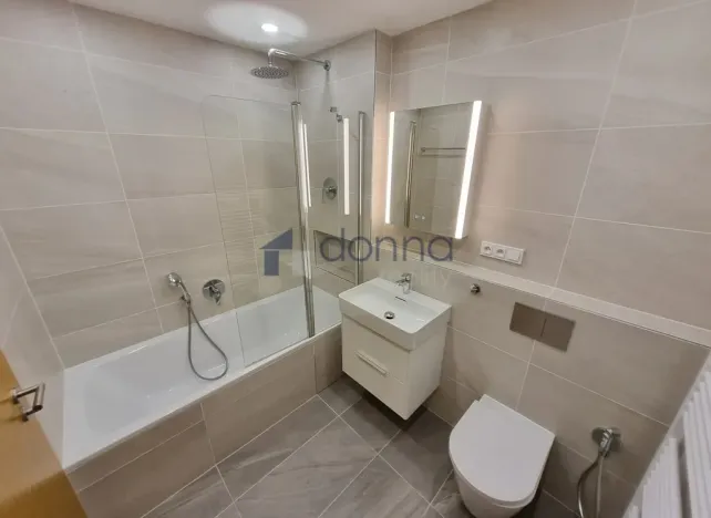 Pronájem bytu 2+kk, Praha, Mužíkova, 54 m2