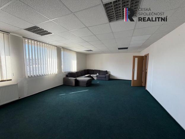 Pronájem výrobních prostor, Dolní Rychnov, Bergmannova, 5000 m2