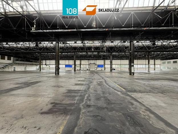 Pronájem skladu, Louny, 6000 m2