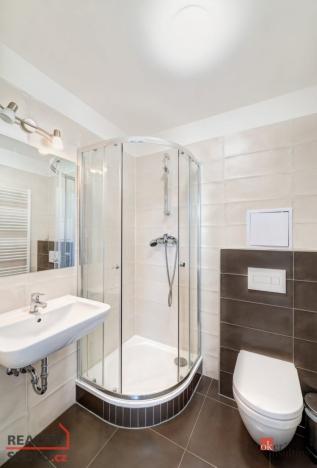 Pronájem bytu 2+kk, Praha - Krč, Budějovická, 38 m2