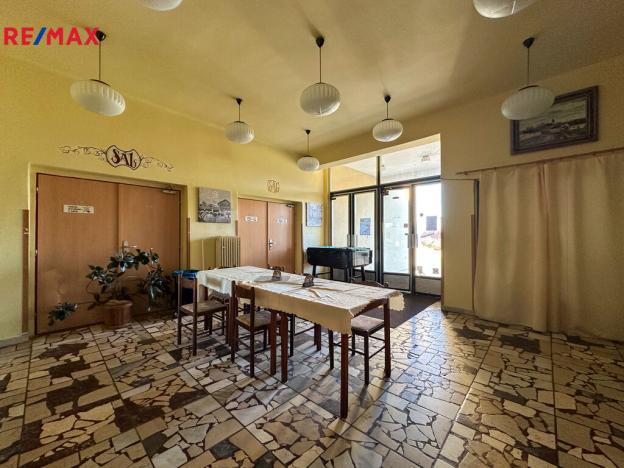 Pronájem restaurace, Dolní Hbity, 297 m2
