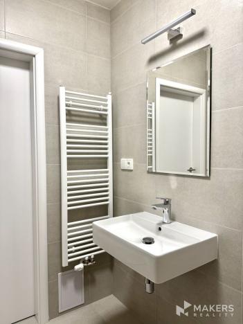 Pronájem bytu 2+kk, Praha - Libeň, U skládky, 47 m2