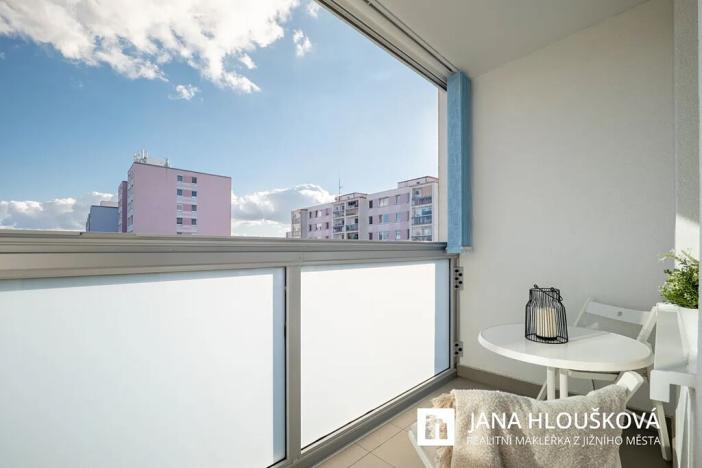 Prodej bytu 2+kk, Praha - Háje, Matúškova, 45 m2