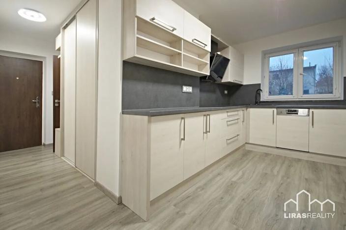 Pronájem bytu 2+1, Roudnice nad Labem, Budovatelů, 51 m2