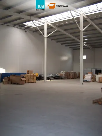 Pronájem skladu, Mírová, 3456 m2