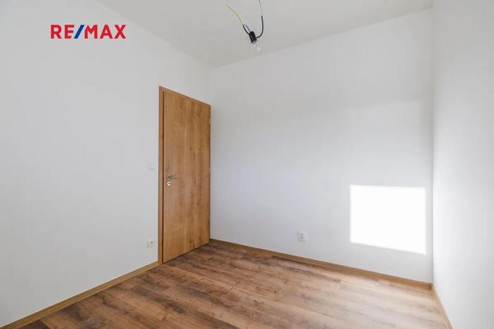 Prodej bytu 2+kk, Svoboda nad Úpou, Nádražní, 36 m2