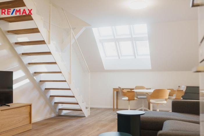 Prodej bytu 2+kk, Praha - Karlín, Vítkova, 70 m2