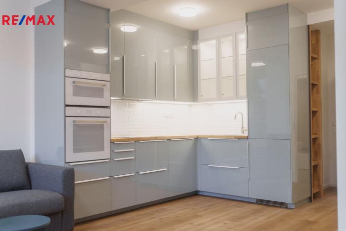 Prodej bytu 2+kk, Praha - Karlín, Vítkova, 70 m2