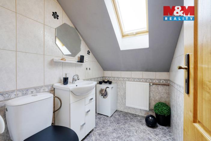 Prodej rodinného domu, Dolany, 225 m2