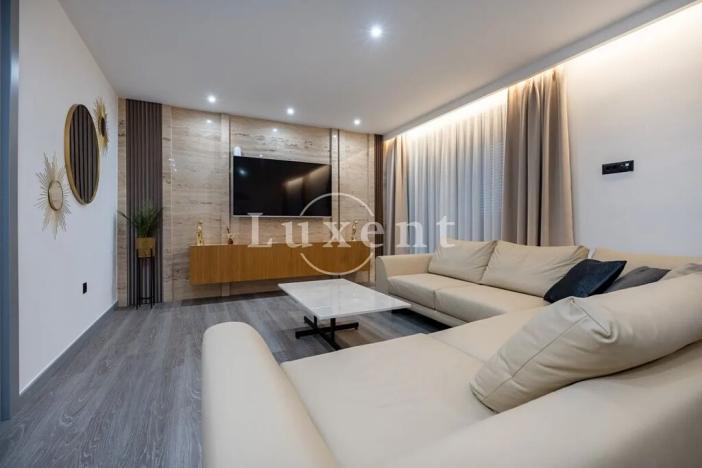 Prodej rodinného domu, Makarska, Chorvatsko, 280 m2