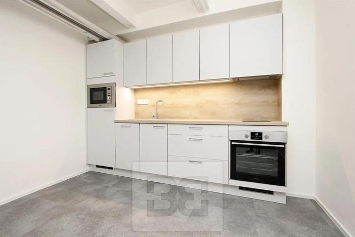 Pronájem kanceláře, Praha - Holešovice, Vinařská, 40 m2