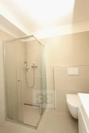 Pronájem kanceláře, Praha - Holešovice, Vinařská, 40 m2