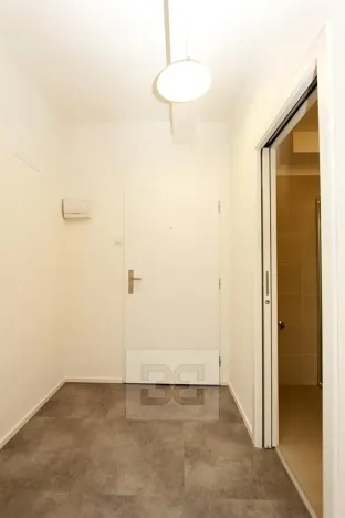 Pronájem kanceláře, Praha - Holešovice, Vinařská, 40 m2