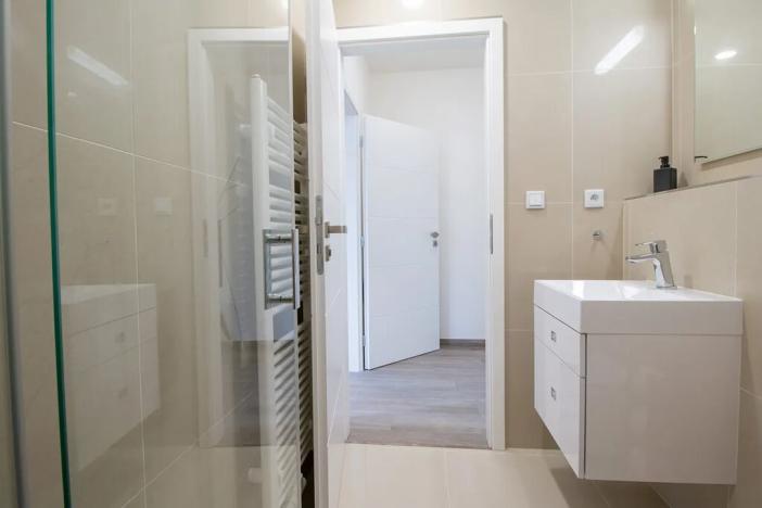 Pronájem bytu 2+kk, Praha - Vinohrady, Perucká, 45 m2